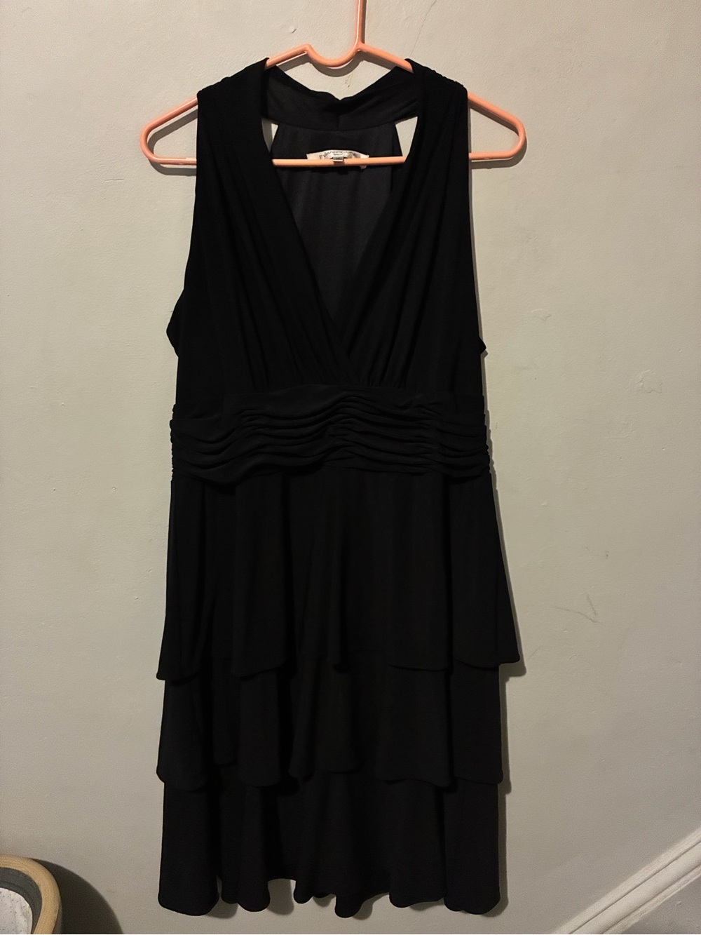 Evan Picone Black V-Neck Tiered Midi Dress